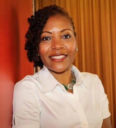 Kia Caldwell Headshot